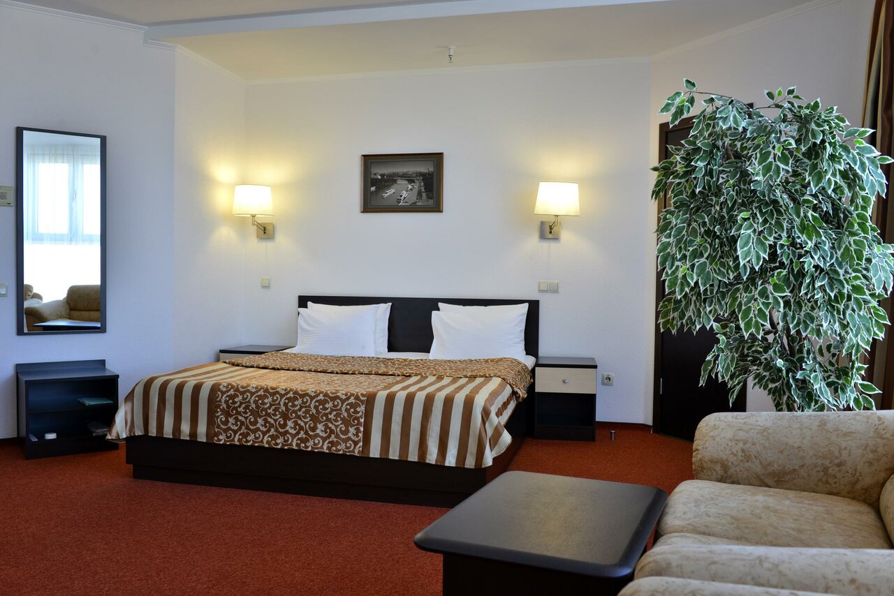 Гостиница Флагман Омск-103