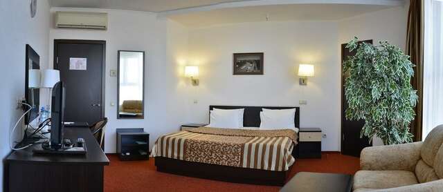 Гостиница Флагман Омск-142