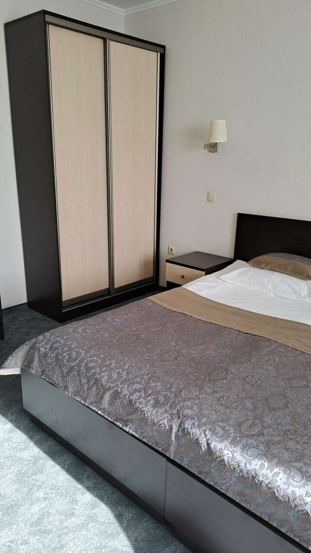 Гостиница Флагман Омск-103